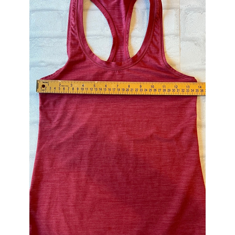Vuori Heathered Magenta Racerback Tabk women's active athletic - Picture 3 of 4
